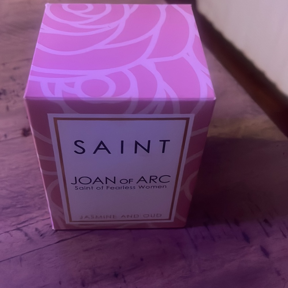 Saint Joan of Arc Saint of Fearless Women Candle Jasmine & Oud Decor Brand New